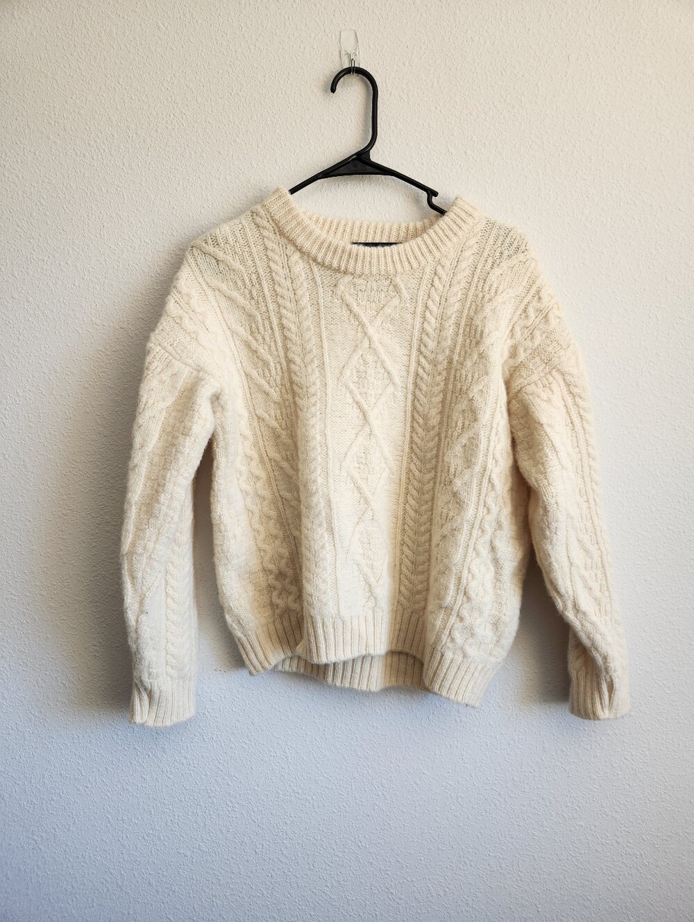 JM Cooper British Wool Cable Knit Sweater Chunky 100% Wool Size Small S Womens
